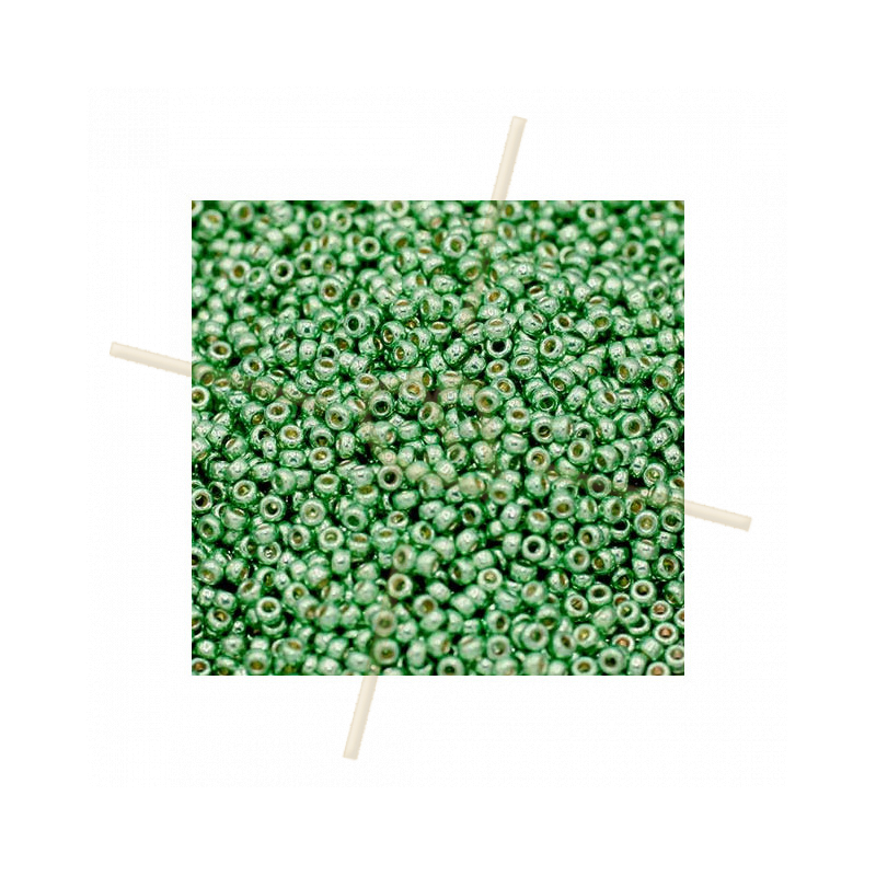 Miyuki Roc. 15/0 Duracoat Galv. Dark Mint Green 94214