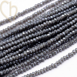 Ronde platte gefacetteerde glaskraal 3x2mm kleur Grey