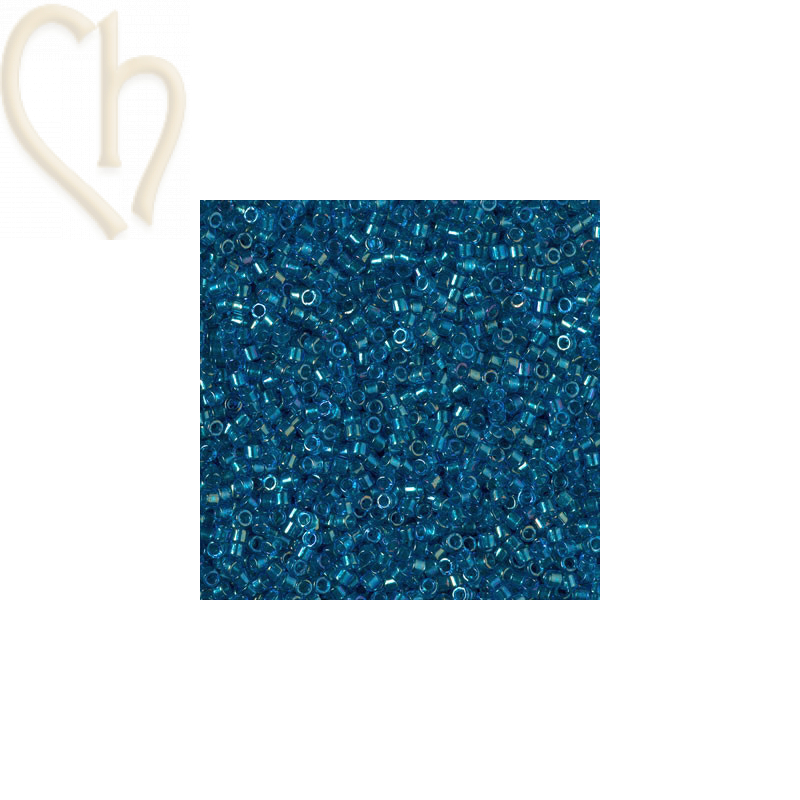 Fancy Lined pacific - Miyuki Delica 11/0 5 gr. DB2385