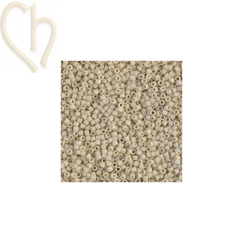 opaque matte luster bone - Miyuki Delica 11/0 5 gr. DB0388