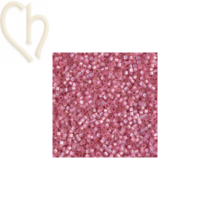 Miyuki Delica 11/0  DB0625 Silverlined Alabaster Rose