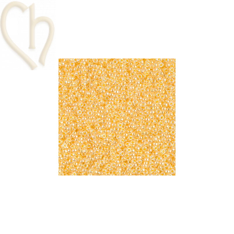 Miyuki Rocaille 15/0 Ceylon Gold Yellow