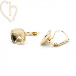 make yourself your favorite earrings.