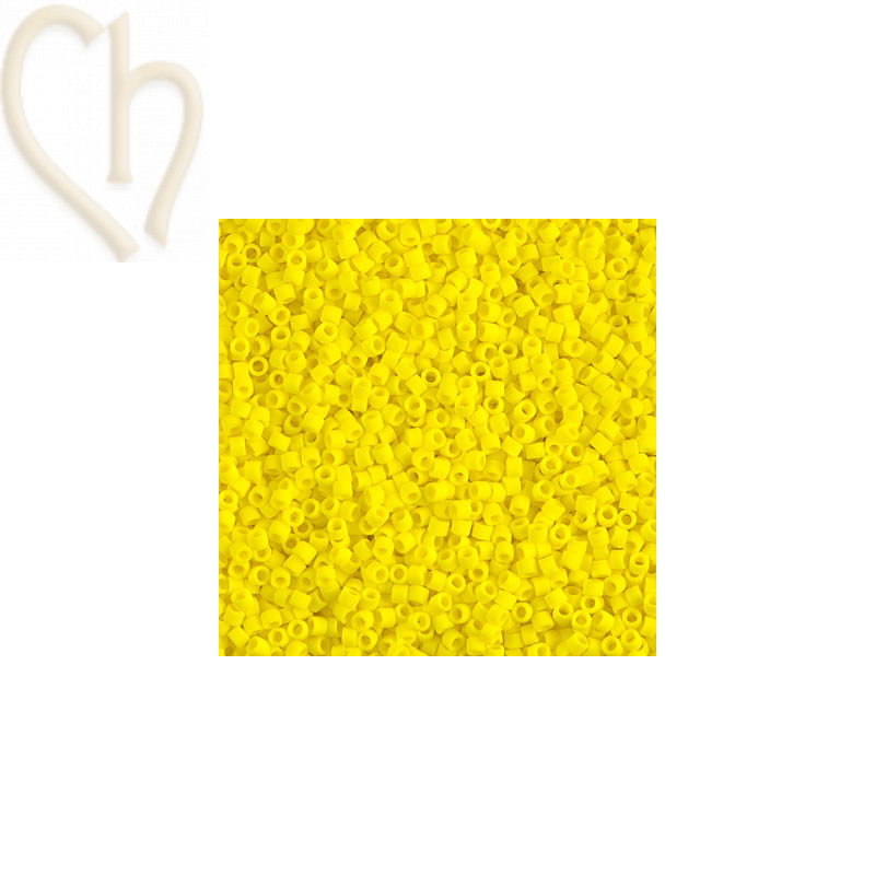 Miyuki Delica 11/0 Beads Opaque Matte Yellow DB0751 | Boutique Charlotte