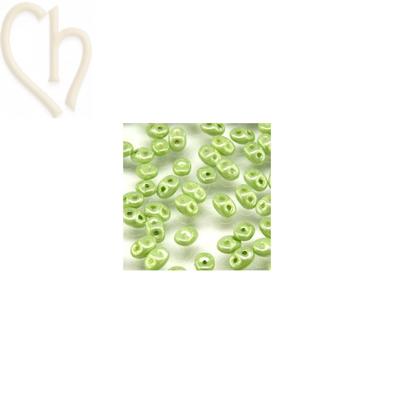 Superduo Matubo Green Luster Light Chalk 14457