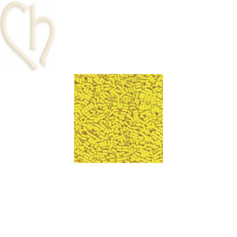 Miyuki Bugle Kralen 3mm Opaque Yellow – Japanse Glaskralen bij Boutique Charlotte