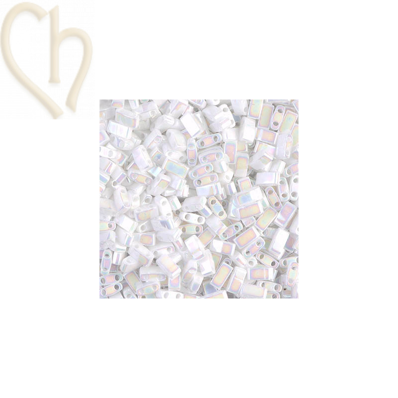 Half Tila Miyuki 5*2mm Pearl White Opaque AB HTL-0471
