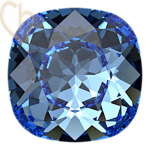 Swarovski Crystal 4470 Cabochon 10 mm – Recreated Ice Blue | Boutique Charlotte