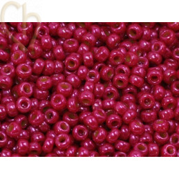 Rocaille 11/0 Fuchsia opaque luster