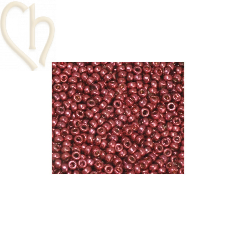 Miyuki Roc. 15/0 Duracoat Magenta