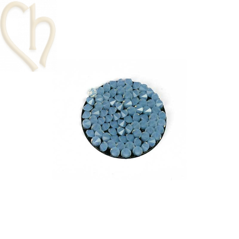 Crystal Rocks 24mm White Opal / Black