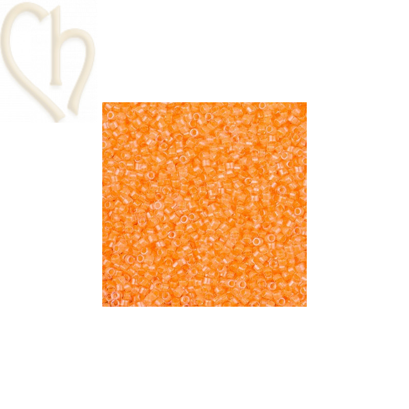 Delica 11/0 5gr. Luminous creamsicle