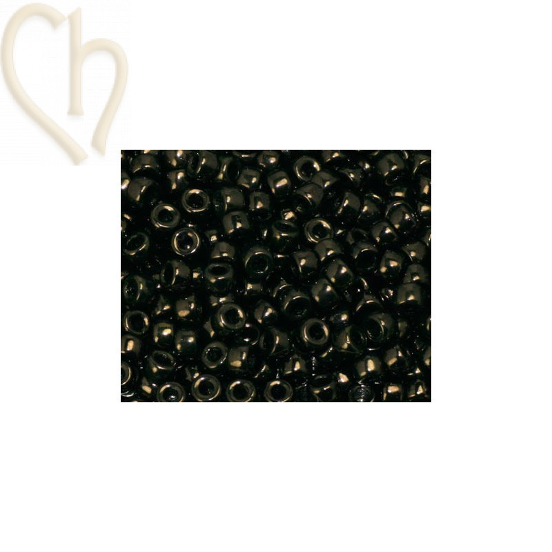 Matubo Rocaille 8/0 Jet Copper