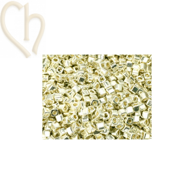 Miyuki Cube 1.8mm Argent galvanise