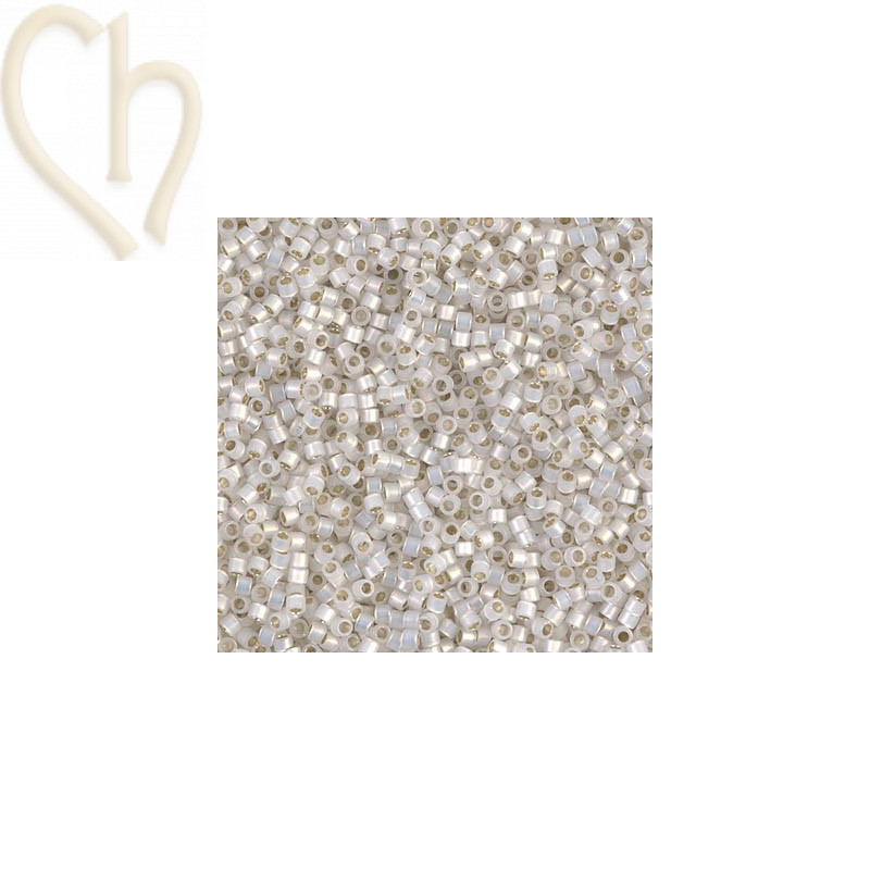 Delica Gilt lined white opal