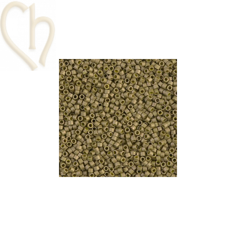 Delica olive gold metal mat