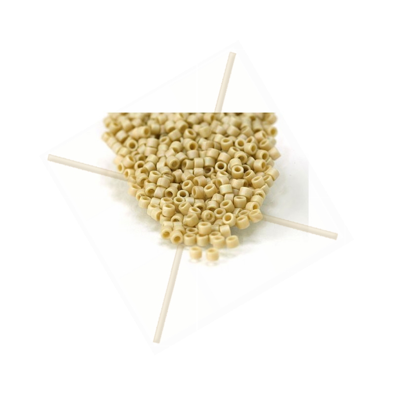 Delica 11/0 5gr.  Frosted Opaque Glaze rainbow Ivory