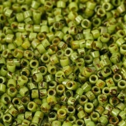 Opaque Red Picasso   - Delica 11/0 5gr.