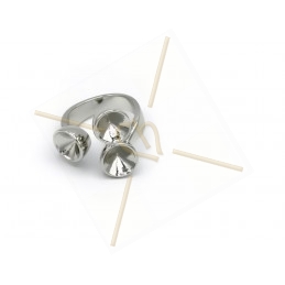 Bague Rhodium "one size" pour 3 x Swarovski 8mm SS39