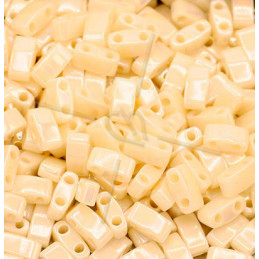 Half Tila Miyuki 5*2mm Ivory Nacré AB HTL-486